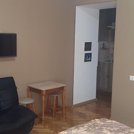 Apartment Izabella Tbilisi Zimmer foto